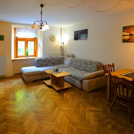 Appartement Metro Zois Castle *