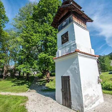 Metro Zois Castle Bohinj